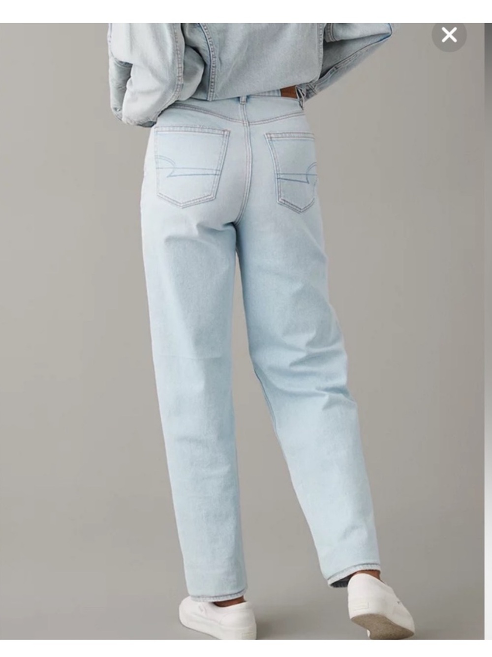 American Eagle Outfitters Light Wash Straight Leg Jeans